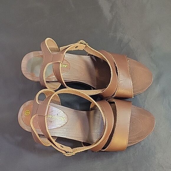 CLOUDWALKERS DOUBLE STRAP OPEN TOE WEDGE SANDAL - Picture 12 of 16